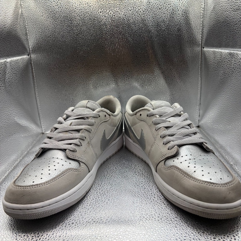 Size 11 Nike Air Jordan 1 Retro Low OG Neutral Gray Silver Mens Shoes CZ0790-002 - Picture 4 of 12